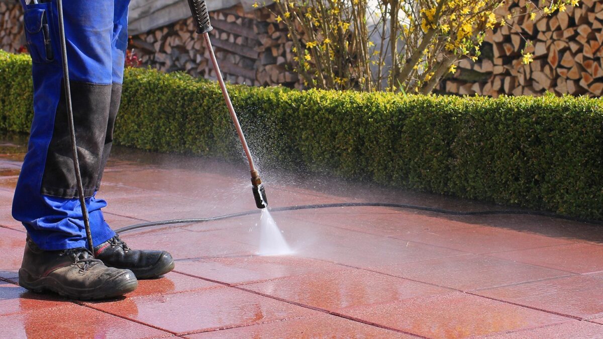 pressure cleaning