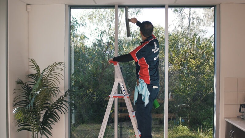 Crystal Clear: The Ultimate Guide to Streak-Free Windows
